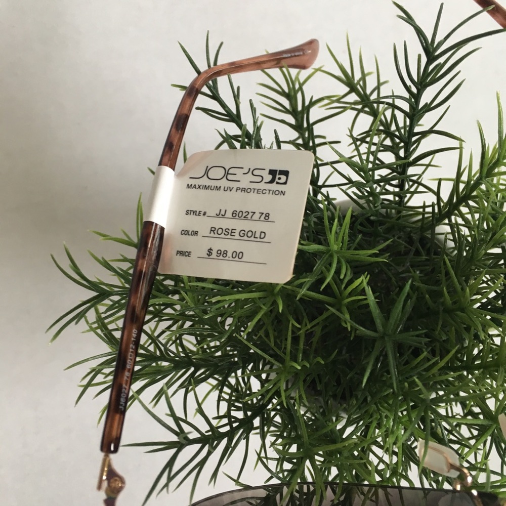 HP⭐️ NEW Joe’s Jeans Aviator rose gold sunglasses - Picture 2 of 8